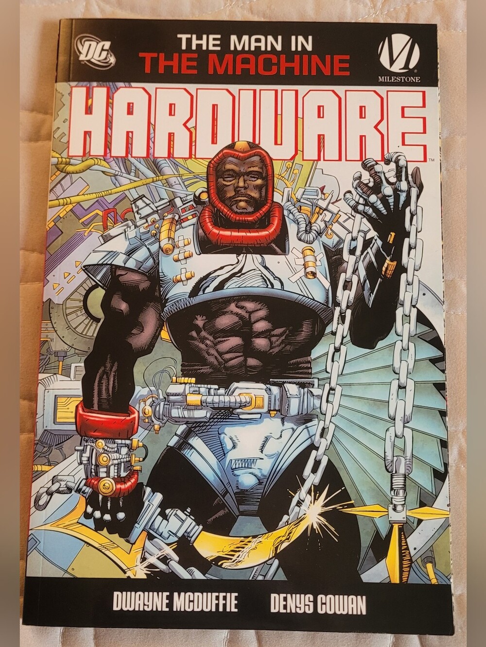 The Man In The Machine Hardware Softcover Book DC Comics First Edition McDuffie